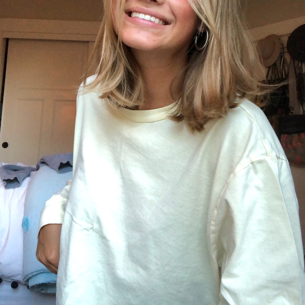 Aritzia TNA Tour Cropped Longsleeve Cropped shirt - Picture 2 of 5